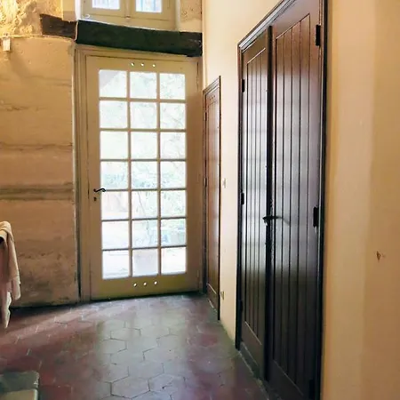 Studio Notre Dame Bievre * París