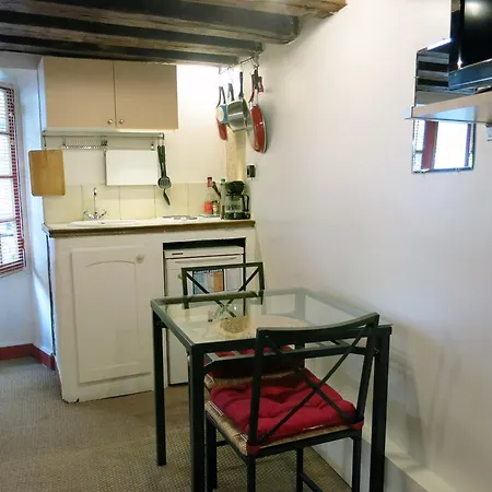 Studio Notre Dame Bievre *
